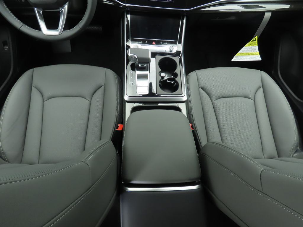2025 Audi Q7  18