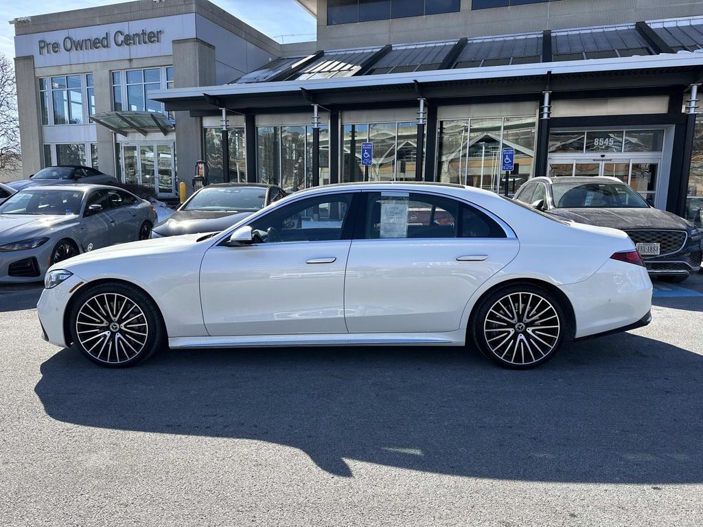 Thumbnail: 2022 Mercedes-Benz S-Class - 14
