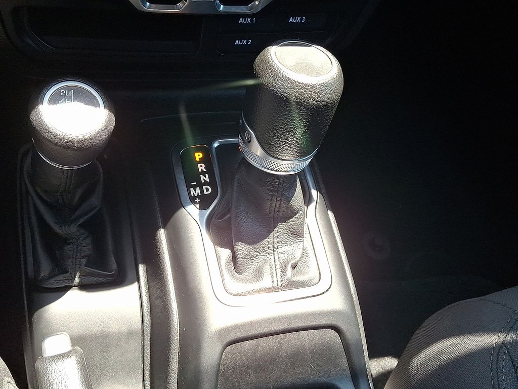 2022 Jeep Wrangler — photo 15