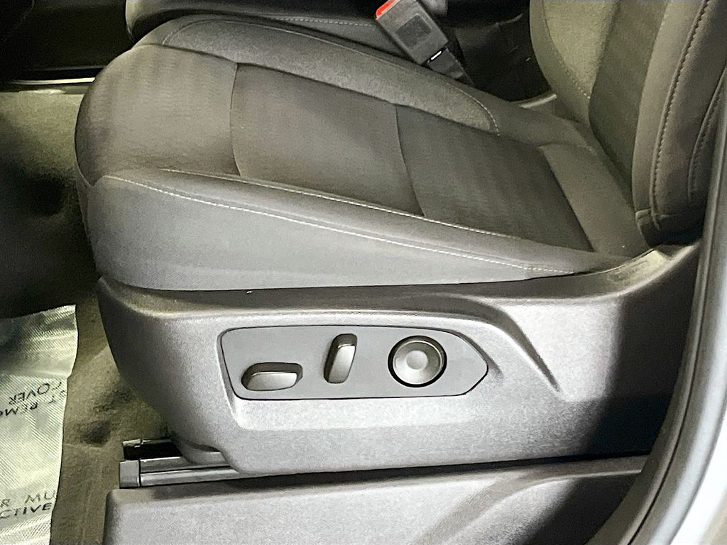 Used 2024 Sterling Gray Metallic Chevrolet LT image 18