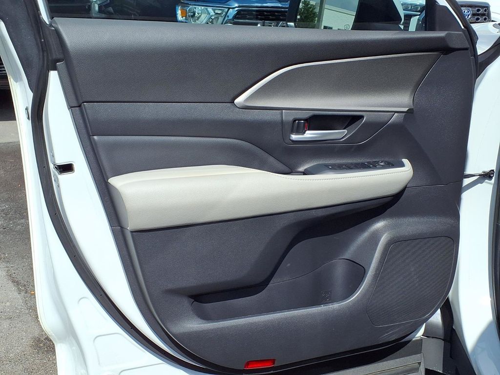 Used 2025 Toyota Grand Highlander SUV
