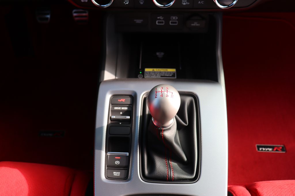 2025 Honda Civic Type R 22