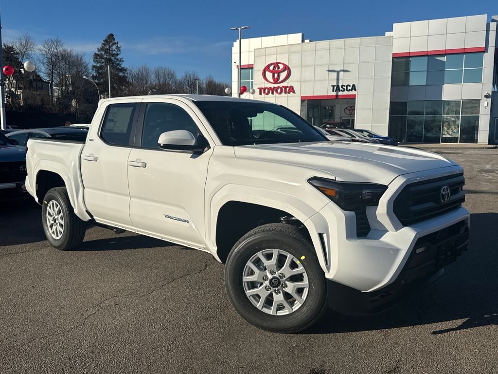 2026 Toyota Tacoma SR5's photo