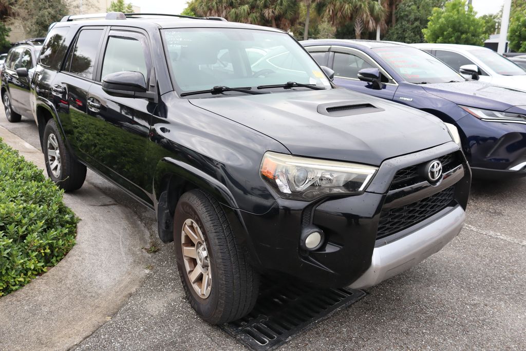 Thumbnail: 2014 Toyota 4Runner - 6