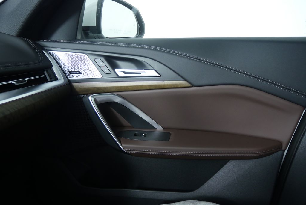 2025 BMW X1 xDrive28i 23