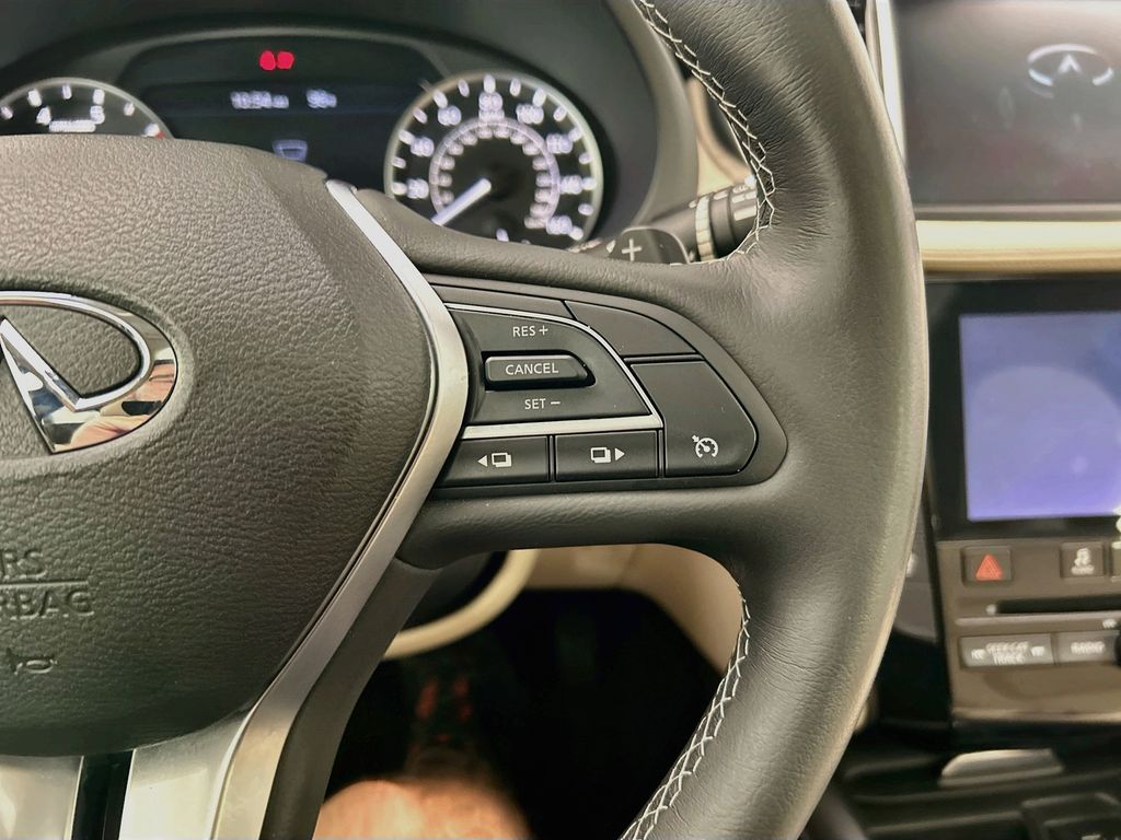 Thumbnail: 2019 INFINITI QX50 - 12