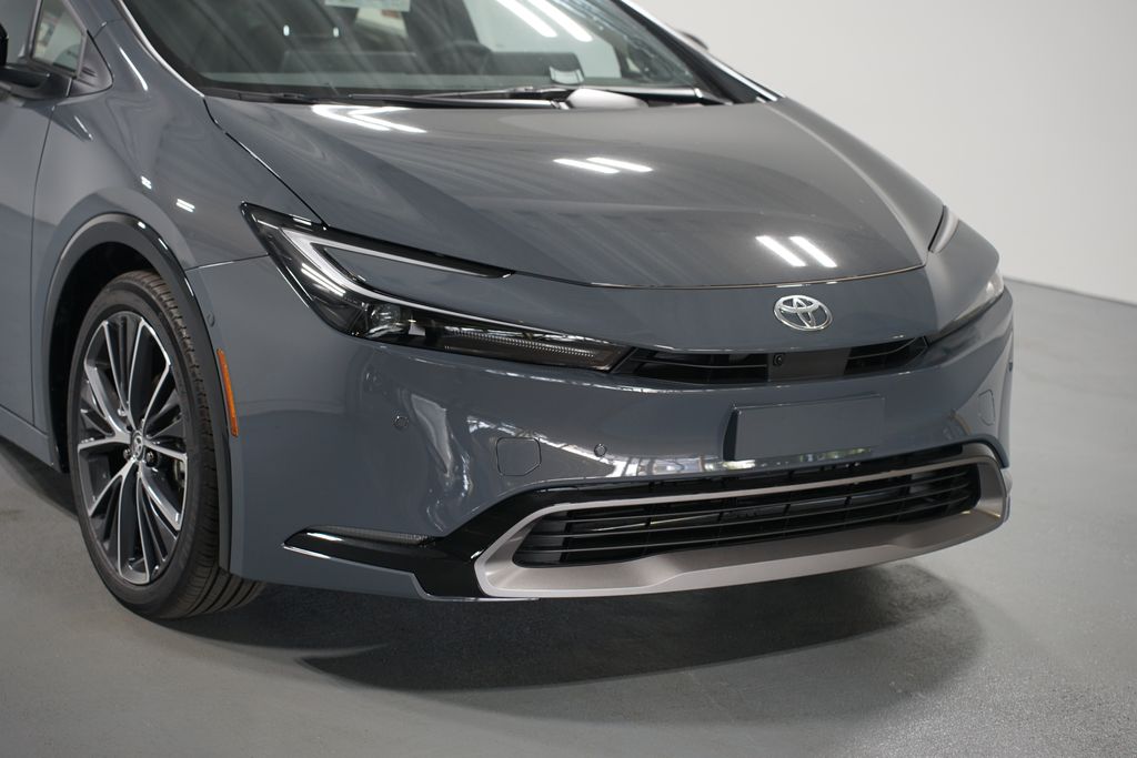 Thumbnail: 2026 Toyota Prius - 4