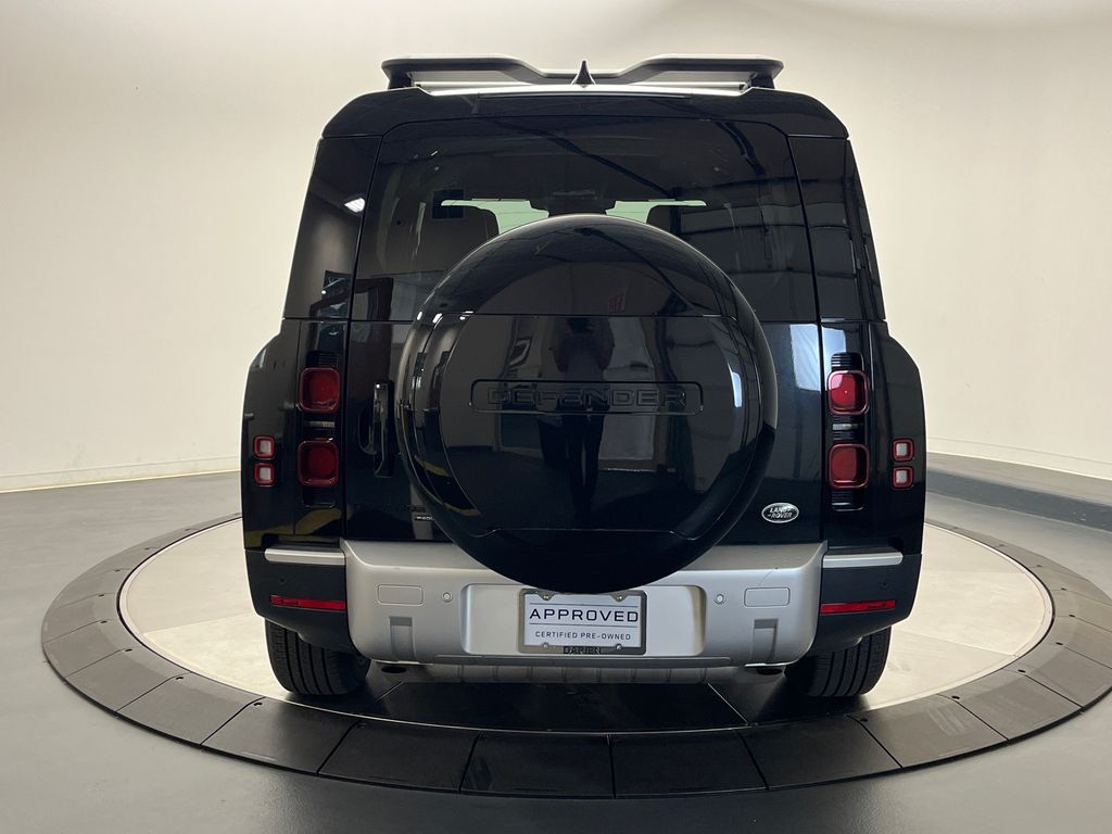 2023 Land Rover Defender 130 4