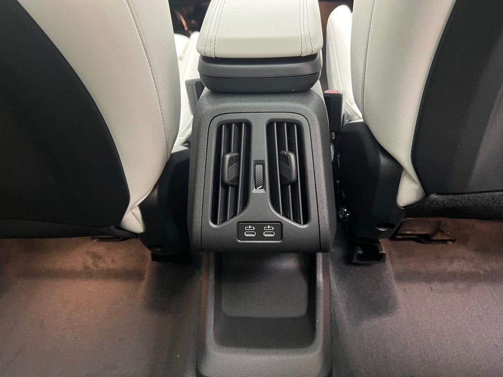 Thumbnail: 2026 BMW X1 - 9