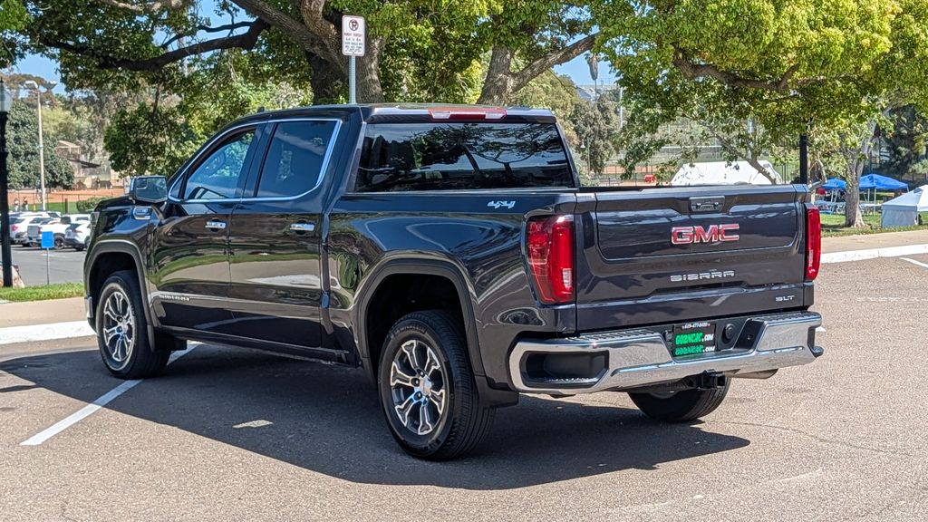 Used 2025 GMC Sierra 1500 SLT 4D Crew Cab