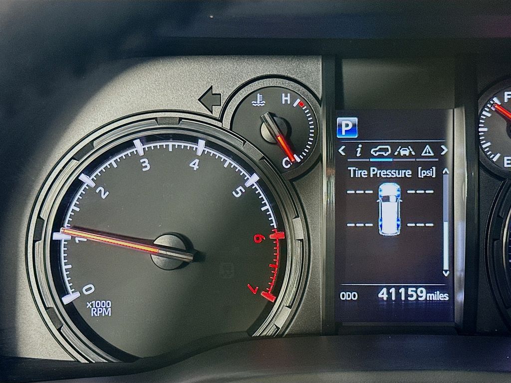 2024 Toyota 4Runner SR5 12