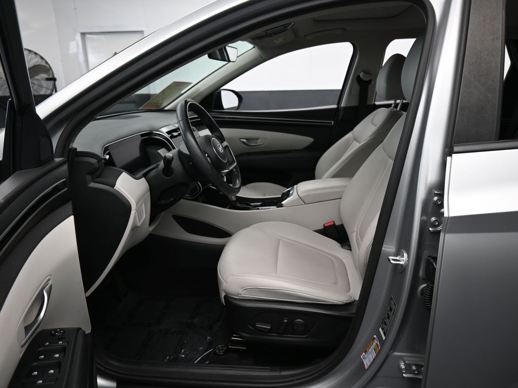 Used 2023 Shimmering Silver Hyundai SEL image 11