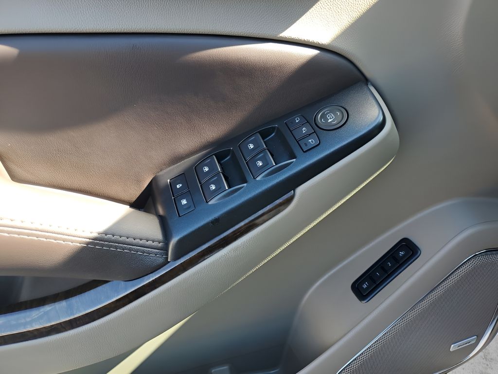 Used Car 2016 Chevrolet Suburban  Lt For Sale Under $25,000 In Austin, Texas