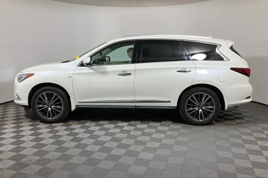 2016 INFINITI QX60 Base 2