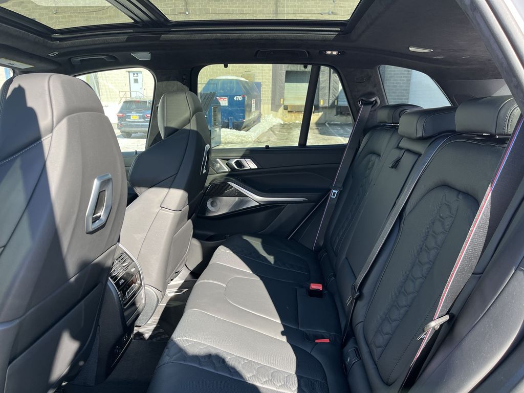 Thumbnail: 2026 BMW X5 - 23