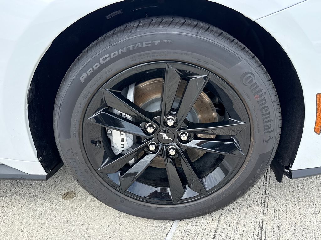 New 2026 White Ford GT image 10