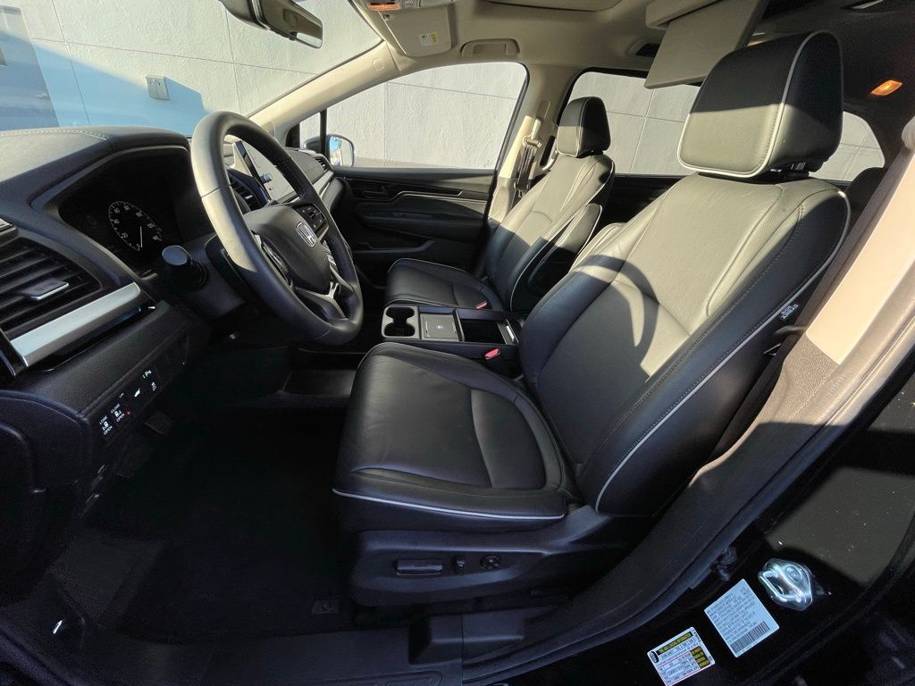 Thumbnail: 2025 Honda Odyssey - 27