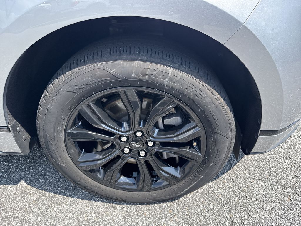 Used 2023 Ford Edge SUV