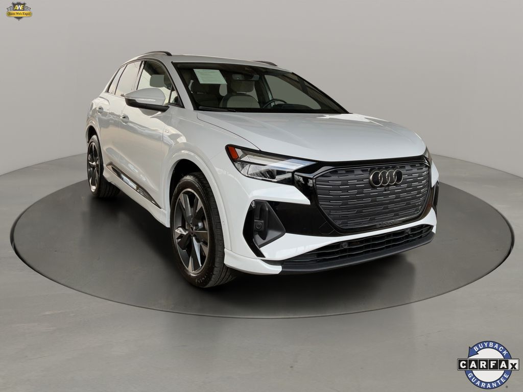 2024 Audi Q4 e-tron quattro Premium Plus 50