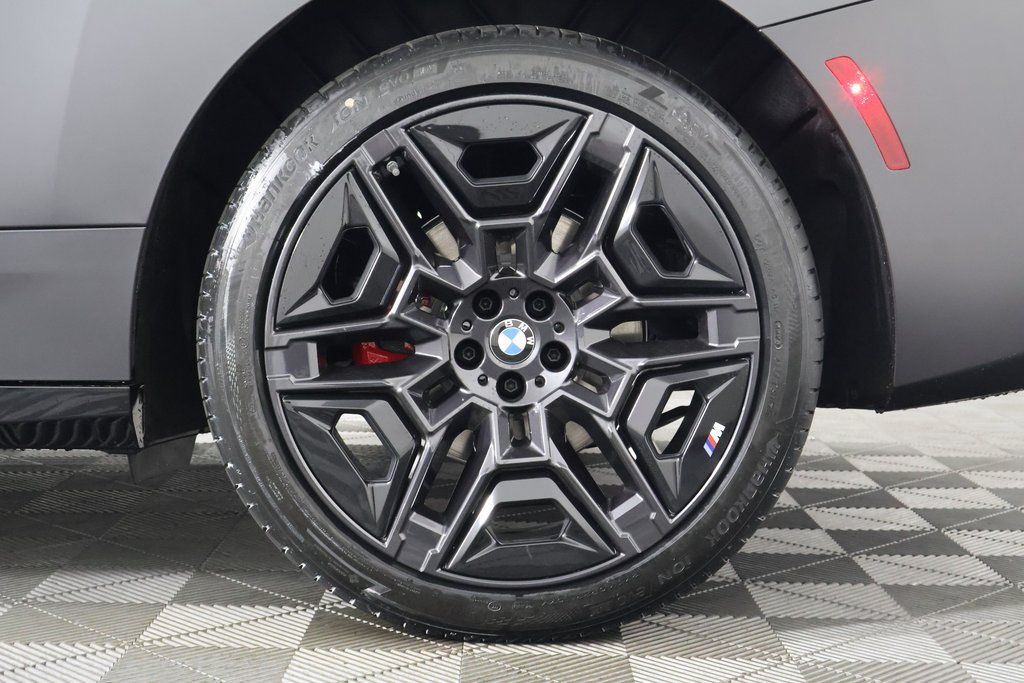 Thumbnail: 2026 BMW iX - 9