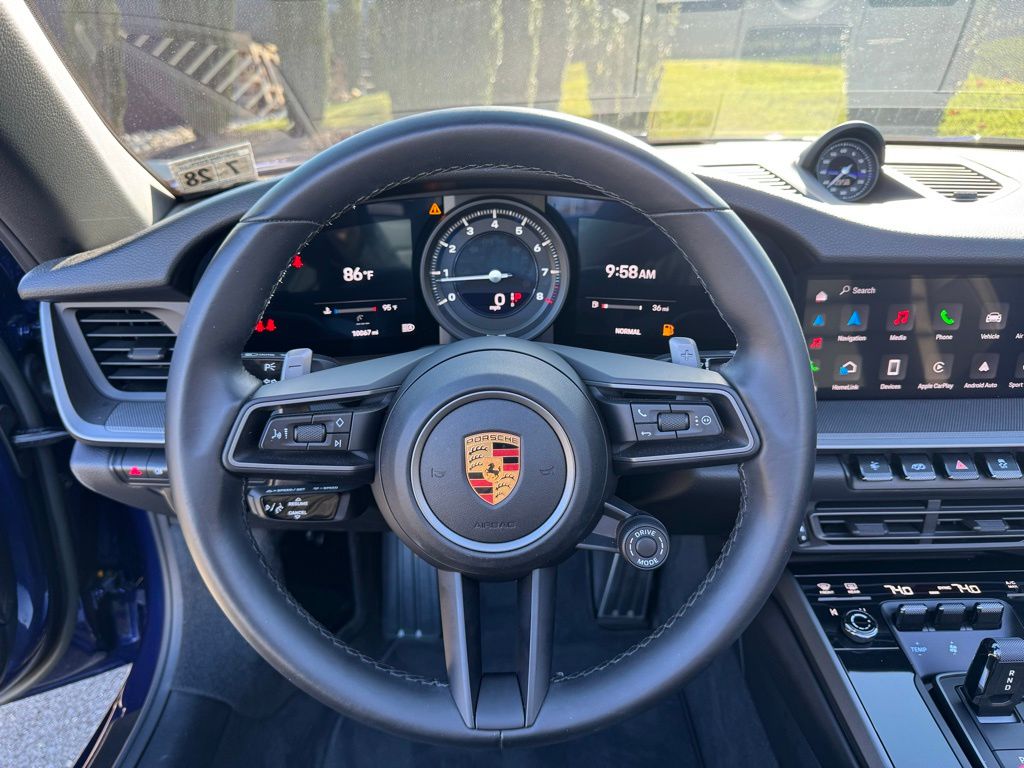 2023 Porsche 911 Carrera 19