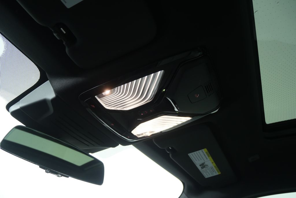 Thumbnail: 2024 BMW X6 - 22