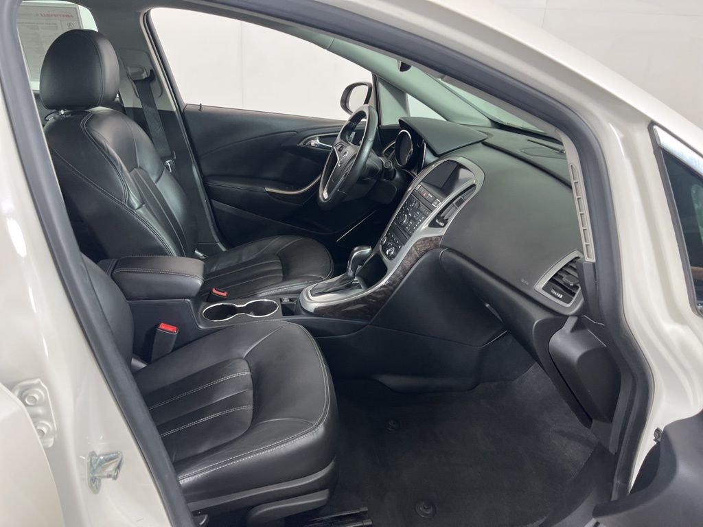 Thumbnail: 2015 Buick Verano - 8