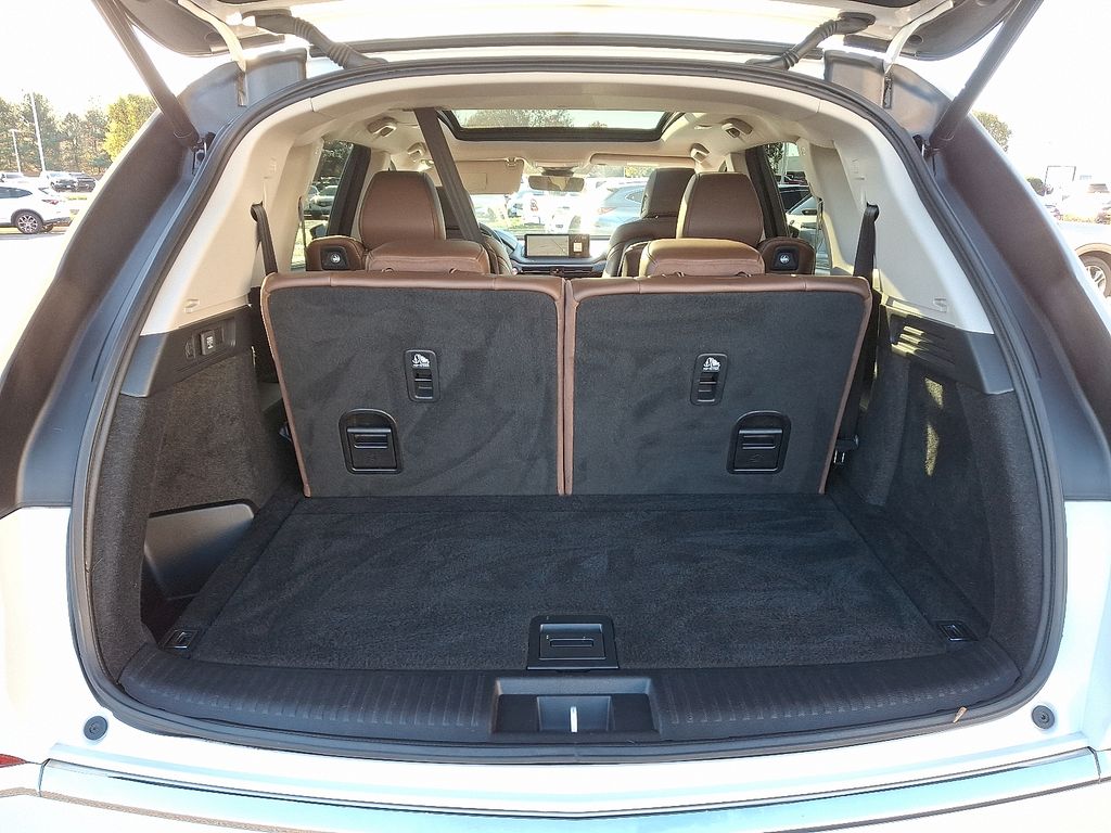 Thumbnail: 2023 Acura MDX - 32