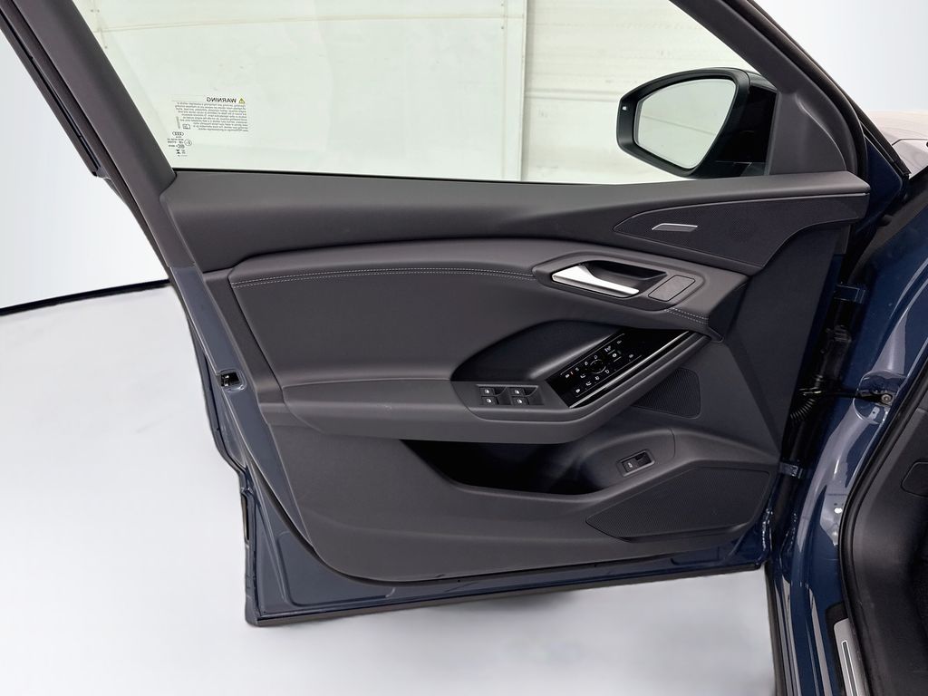 Thumbnail: 2027 Audi Q6 e-tron - 23