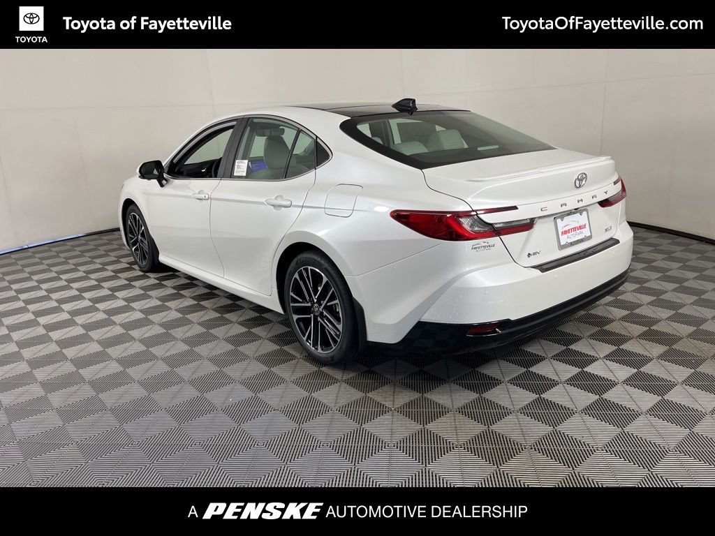 2025 Toyota Camry XLE 3