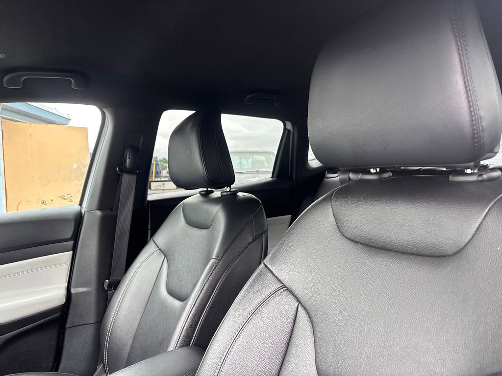 Used Car 2025 Jeep Compass  Limited For Sale Under $30,000 In Austin, Texas