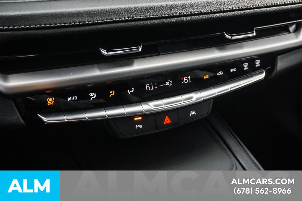 Used 2025 Silver Cadillac Premium Luxury image 41