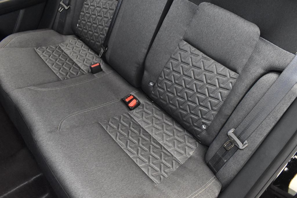 Thumbnail: 2026 Nissan Kicks - 32