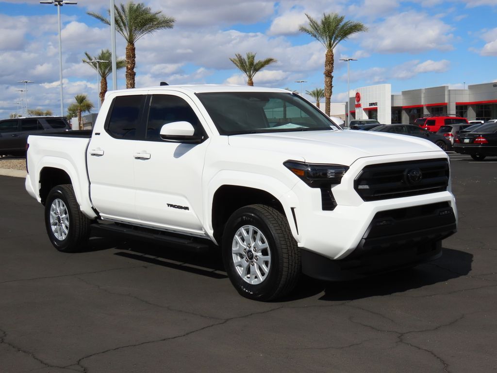 2025 Toyota Tacoma SR5 3