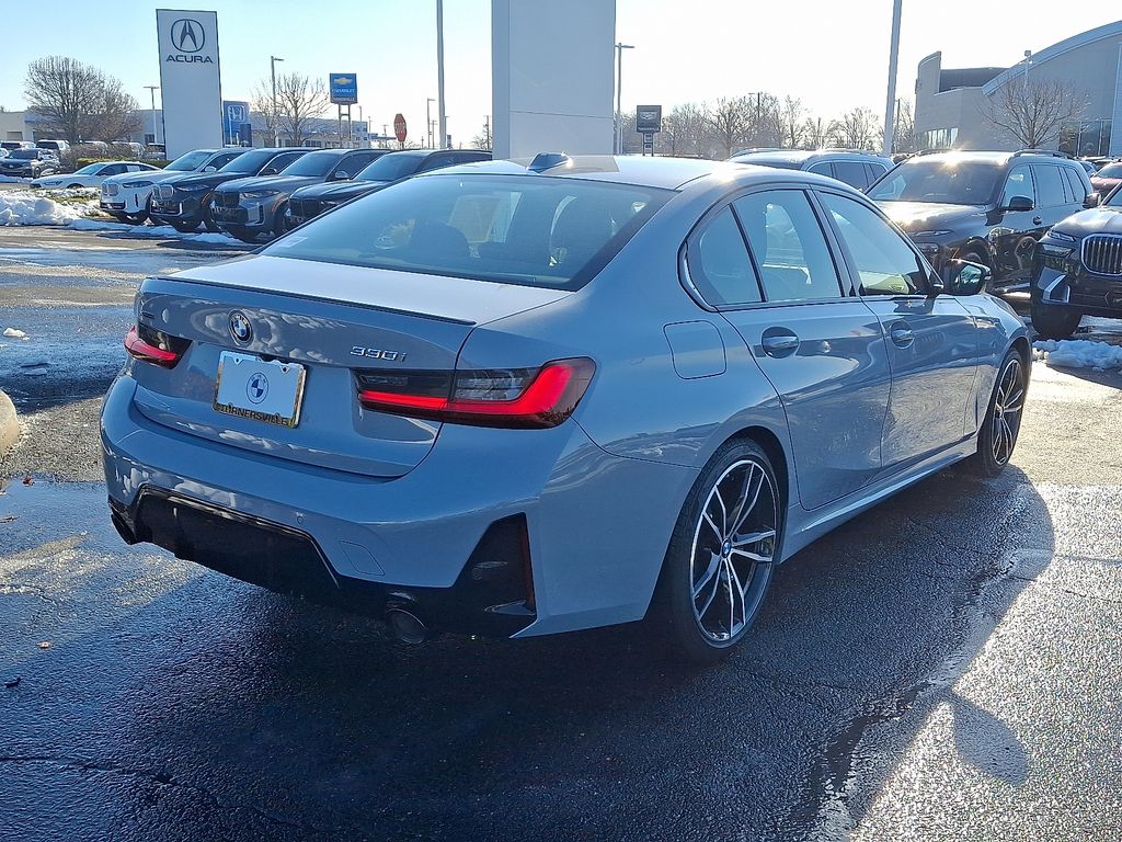 Thumbnail: 2023 BMW 3 Series - 6