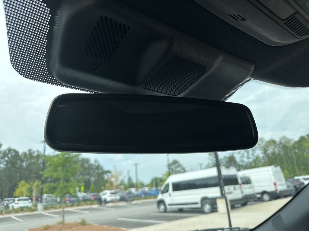 2023 Oxford White Ford F-150 XLT RWD Truck