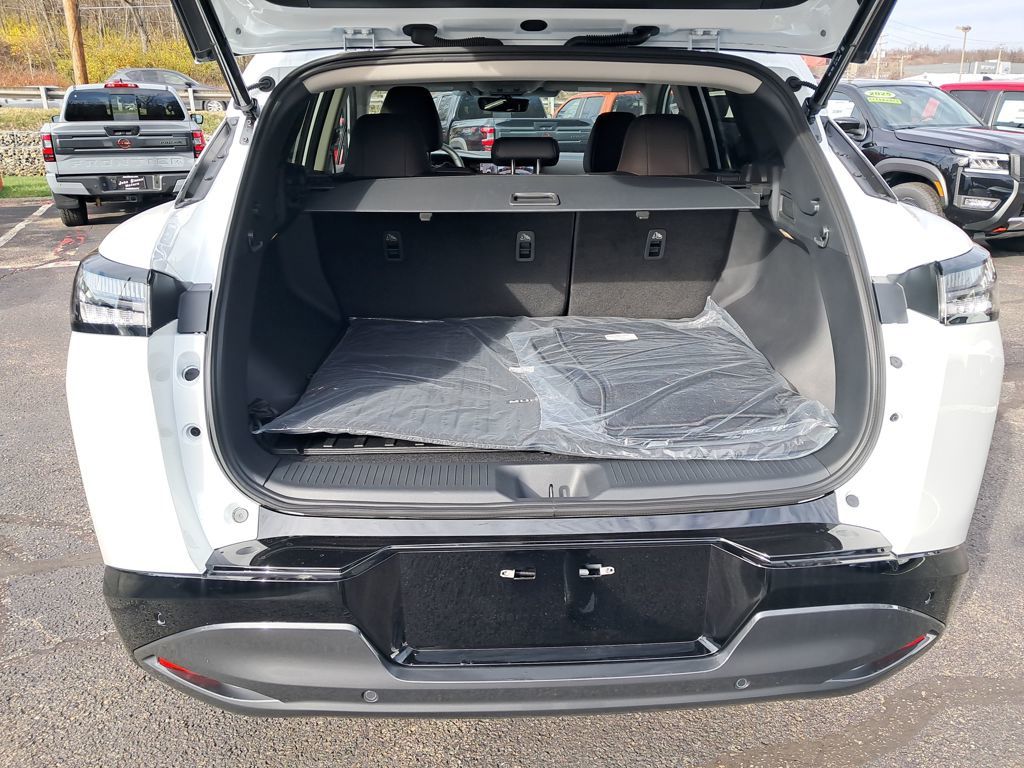 2026 Nissan Murano Platinum White at John Sisson Motors