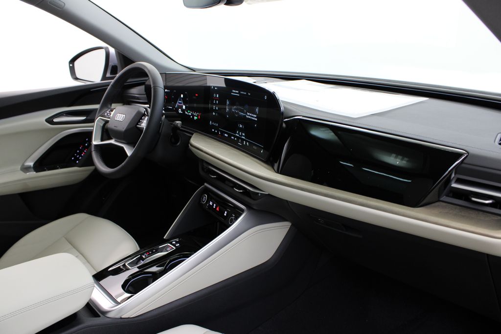 new 2025 Audi Q5 car, priced at $49,867