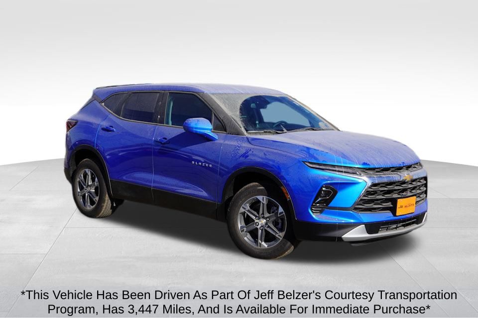 Riptide Blue 2026 Chevrolet Blazer SUV / Crossover 9-Speed Automatic Overdrive