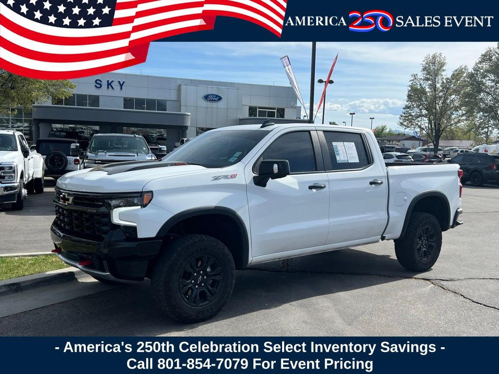 Summit White 2023 Chevrolet Silverado 1500 Pickup Truck Four-Wheel Drive Automatic