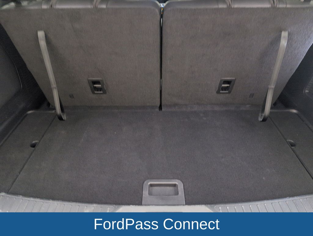 Certified Used 2023 Gray Ford ST-Line image 32