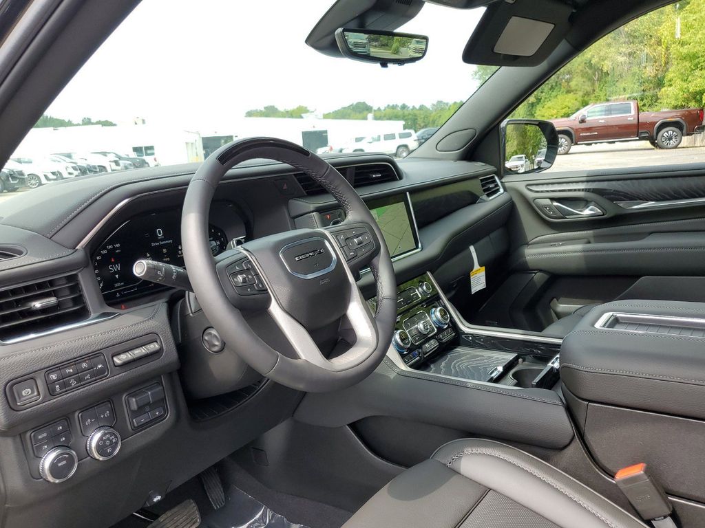 2024 GMC Yukon XL Denali 13