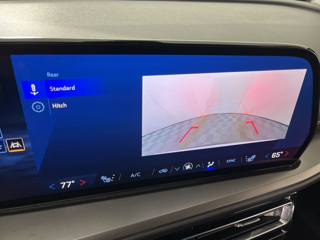 Thumbnail: 2025 Chevrolet Traverse - 30