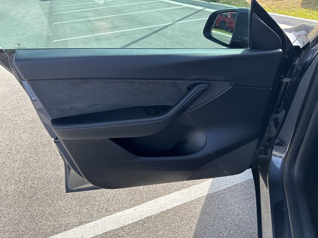 Used Car 2022 Tesla Model Y  Long Range For Sale Under $30,000 In Austin, Texas