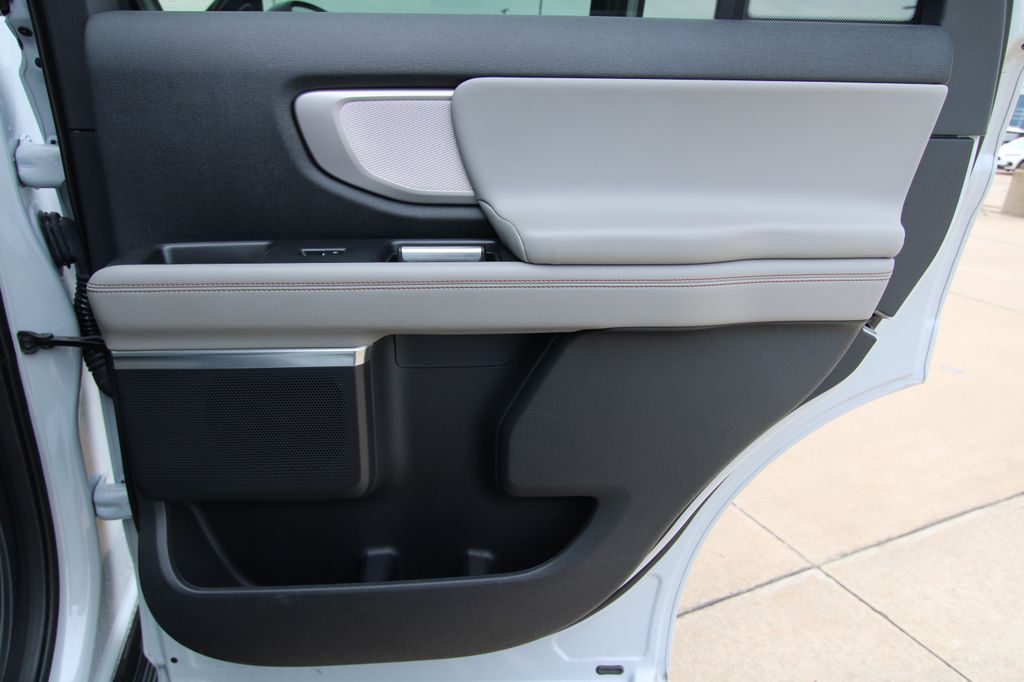 Used 2025 Ford Expedition SUV