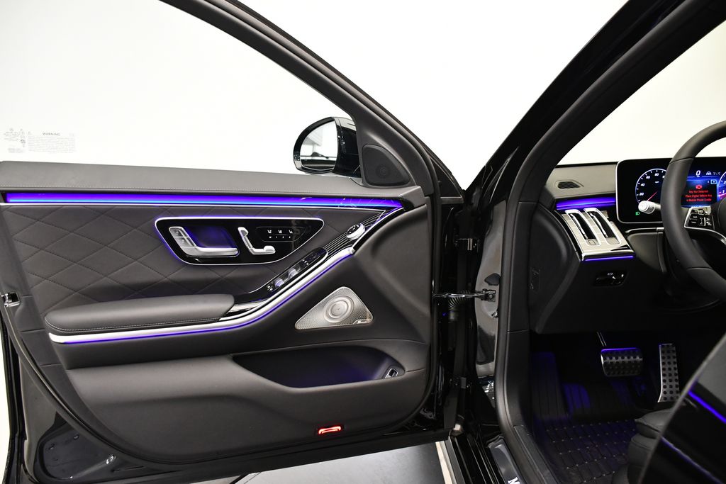 Thumbnail: 2025 Mercedes-Benz S-Class - 31