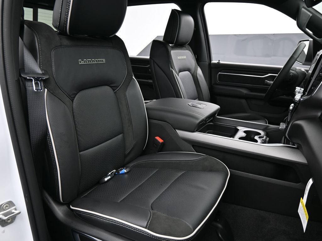 New 2026 Bright White Clearcoat Ram Laramie image 40