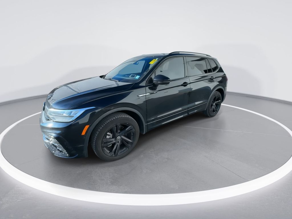 2024 Volkswagen Tiguan SE R-Line Black 4