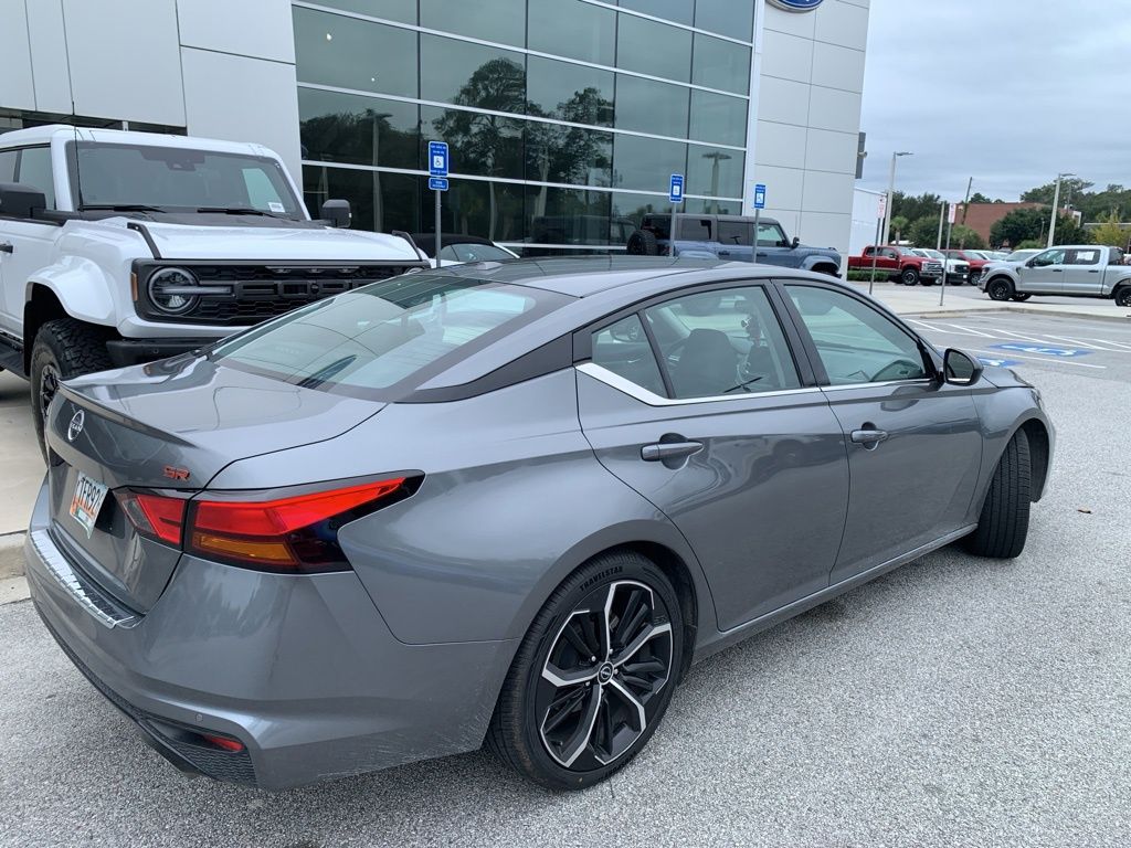 2023 Nissan Altima SR FWD