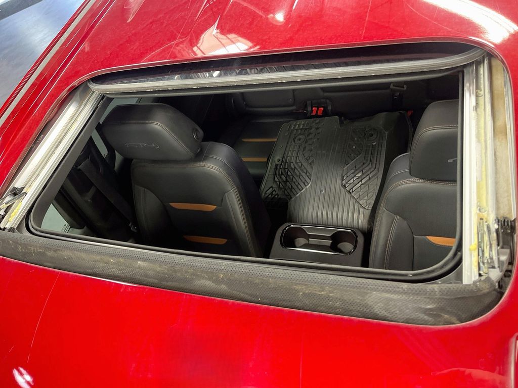Used 2022 Cayenne Red Tintcoat GMC AT4 image 23